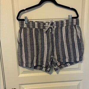 Old Navy Women's Striped Cargo Shorts in Blue and White